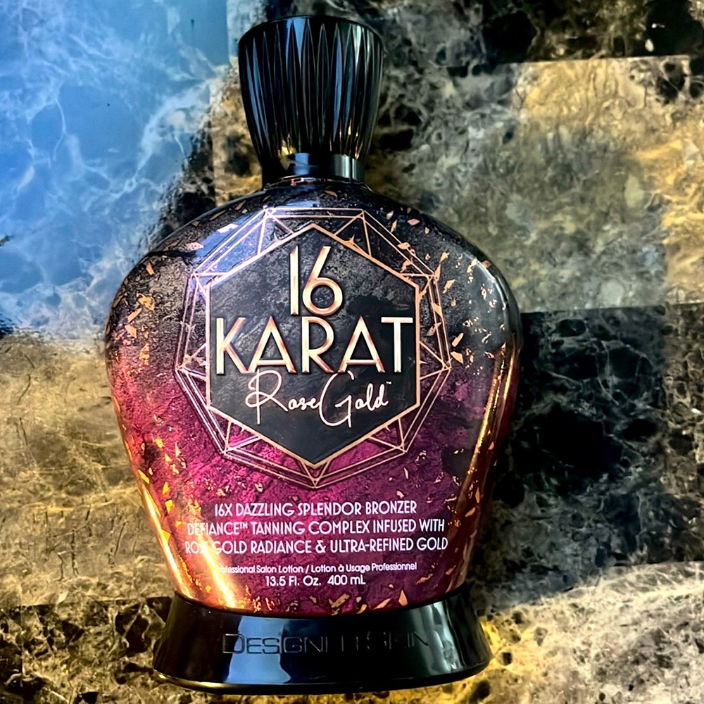 16 Karat Rose Gold Bronzer